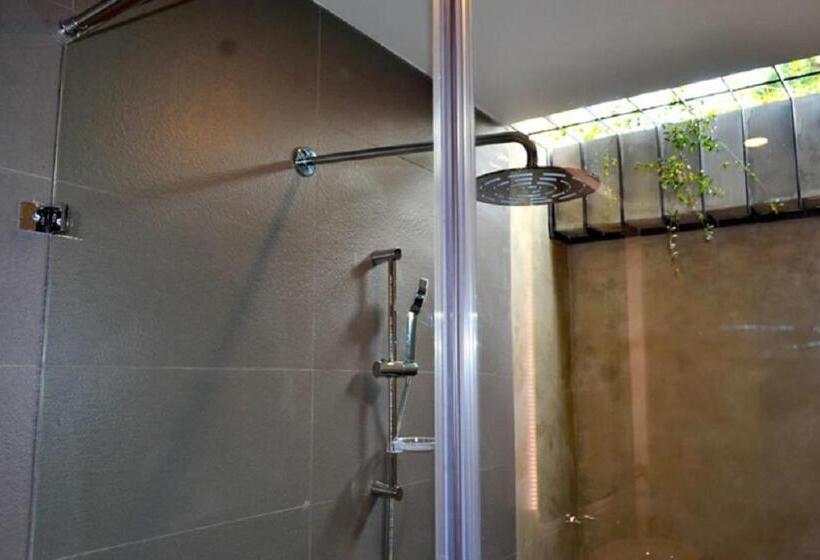 بنسيون Kethaka Aga