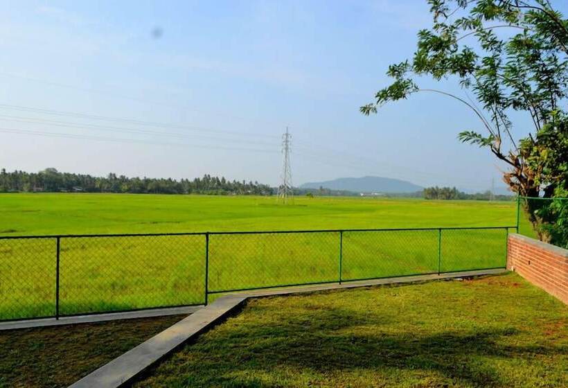 بنسيون Kethaka Aga