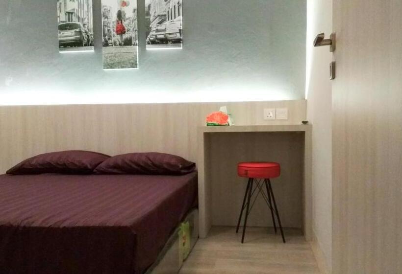 פנסיון Sleeprest   Plamo Garden