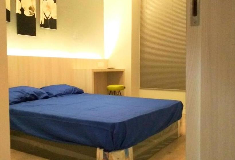 פנסיון Sleeprest   Plamo Garden