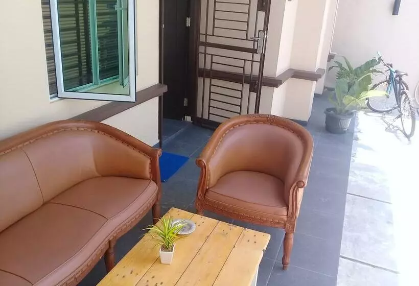 Majatalo Sleeprest   Plamo Garden