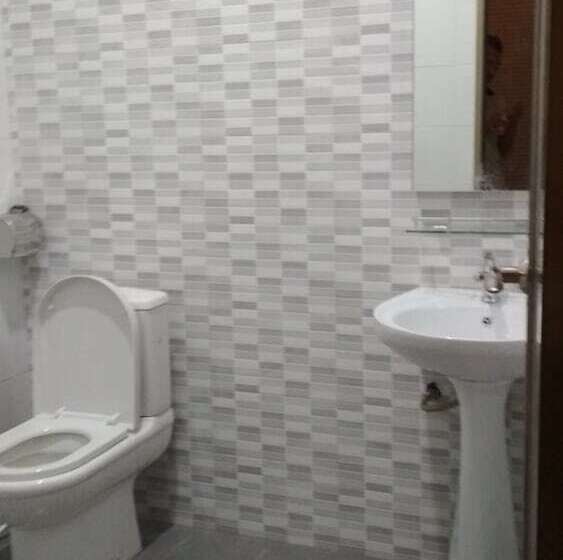 פנסיון Sleeprest   Plamo Garden