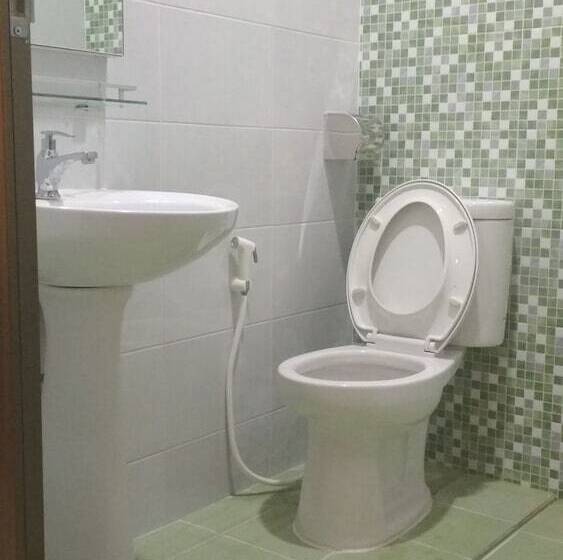 פנסיון Sleeprest   Plamo Garden