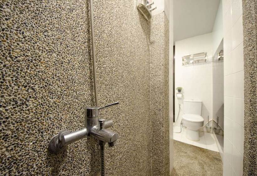 تختخواب و صبحانه Tainan Travel Inn