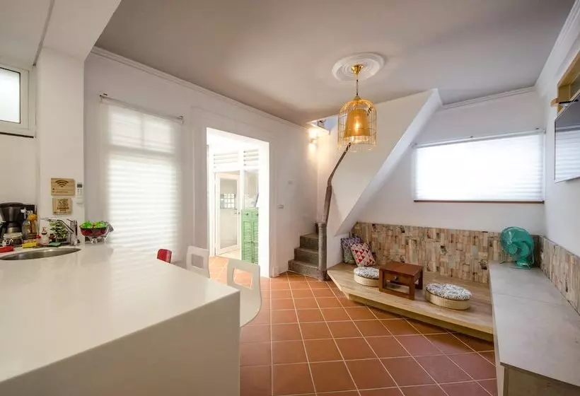 تختخواب و صبحانه Tainan Travel Inn