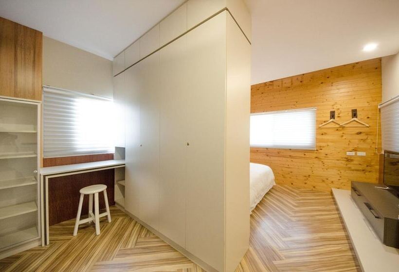 تختخواب و صبحانه Tainan Travel Inn