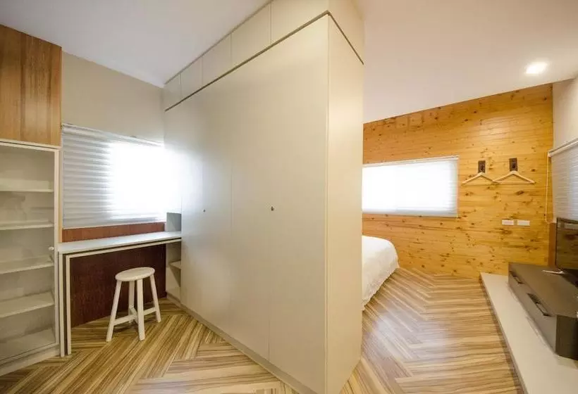 تختخواب و صبحانه Tainan Travel Inn