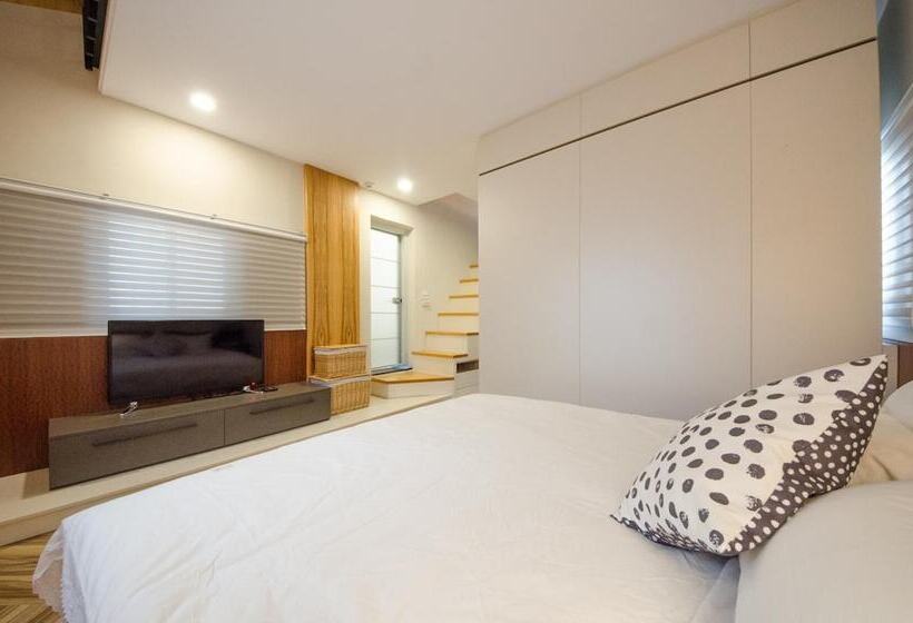 تختخواب و صبحانه Tainan Travel Inn