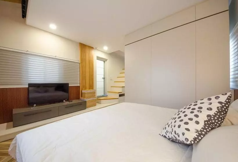 تختخواب و صبحانه Tainan Travel Inn