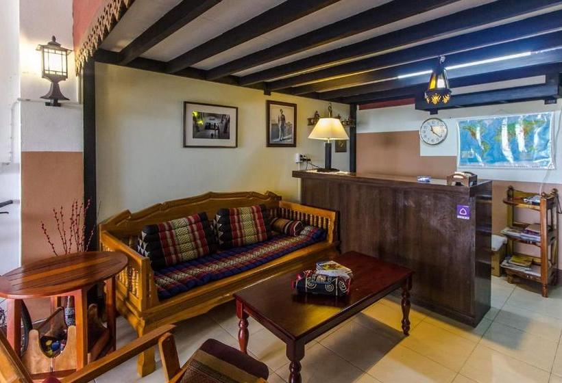 Пансион At Savika