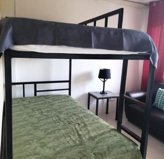 Пансион At Savika