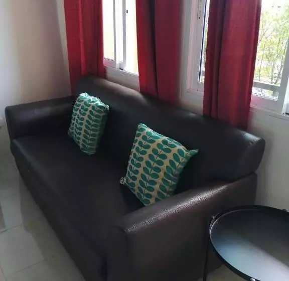 پانسیون At Savika