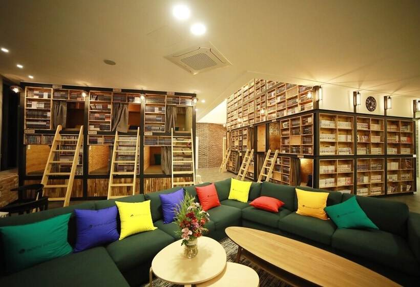 פנסיון Book Home Gyeongju