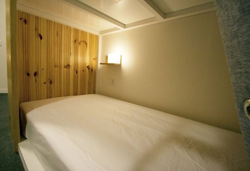 פנסיון Book Home Gyeongju