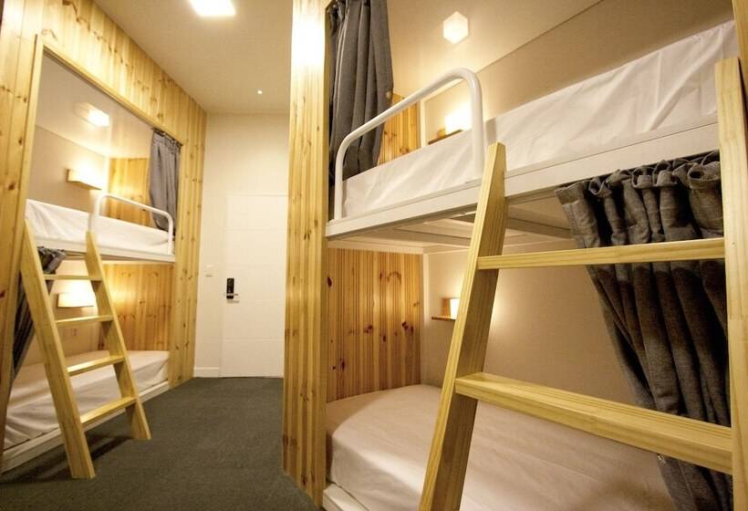 פנסיון Book Home Gyeongju