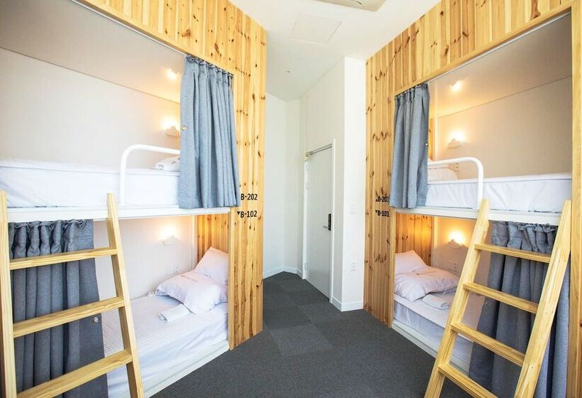 פנסיון Book Home Gyeongju