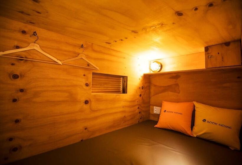 פנסיון Book Home Gyeongju