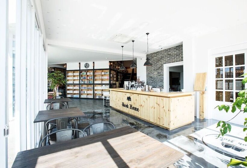 פנסיון Book Home Gyeongju