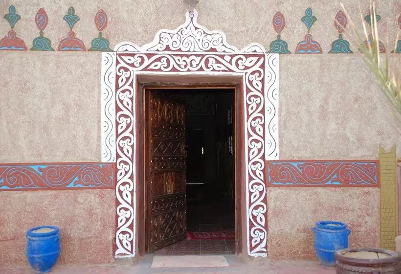 Majatalo Kasbah Les Alizes Du Desert