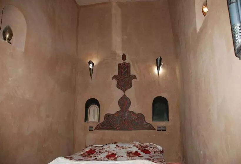 Majatalo Kasbah Les Alizes Du Desert