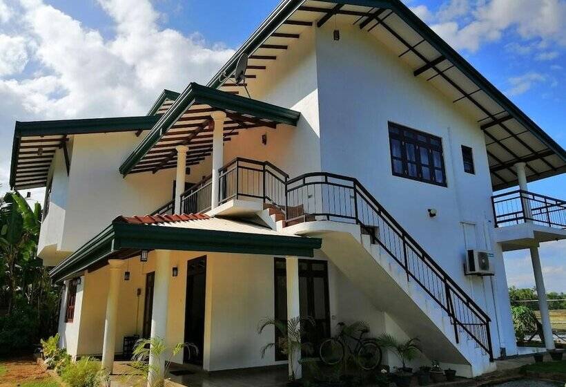 פנסיון Lavender Home Yala Safari