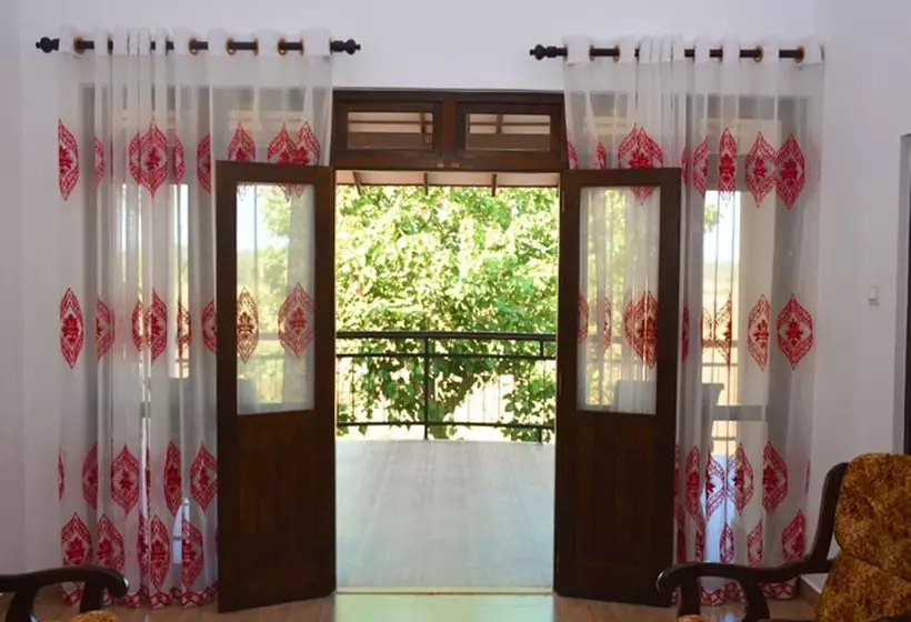 Majatalo Lavender Home Yala Safari