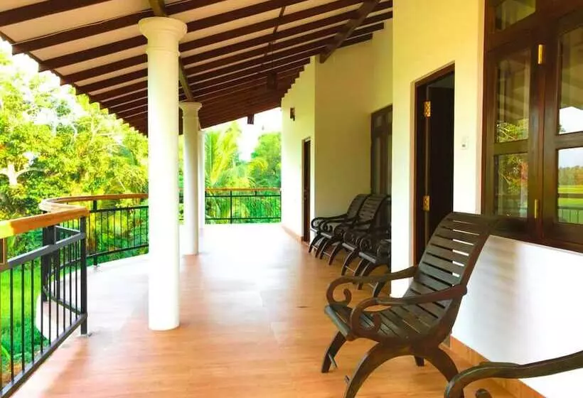 Majatalo Lavender Home Yala Safari