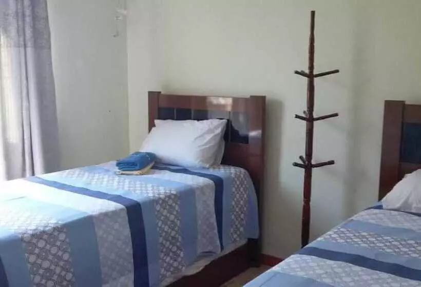 Majatalo Quartos Em Casa In Caxias Da Paraíso