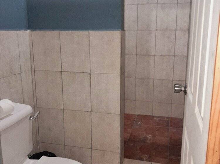 پانسیون Studio 27 Inn