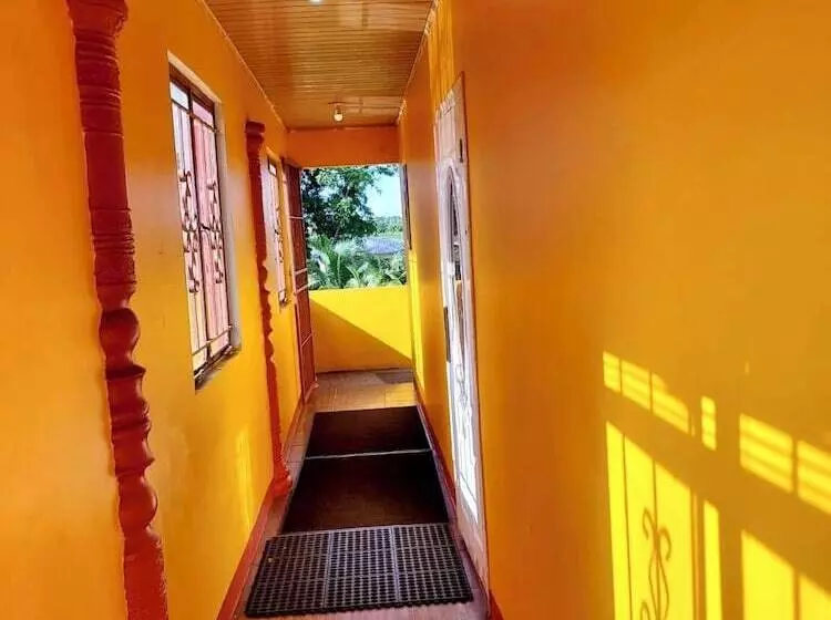 پانسیون Studio 27 Inn