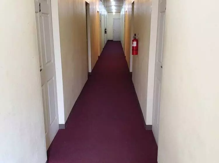 پانسیون Studio 27 Inn