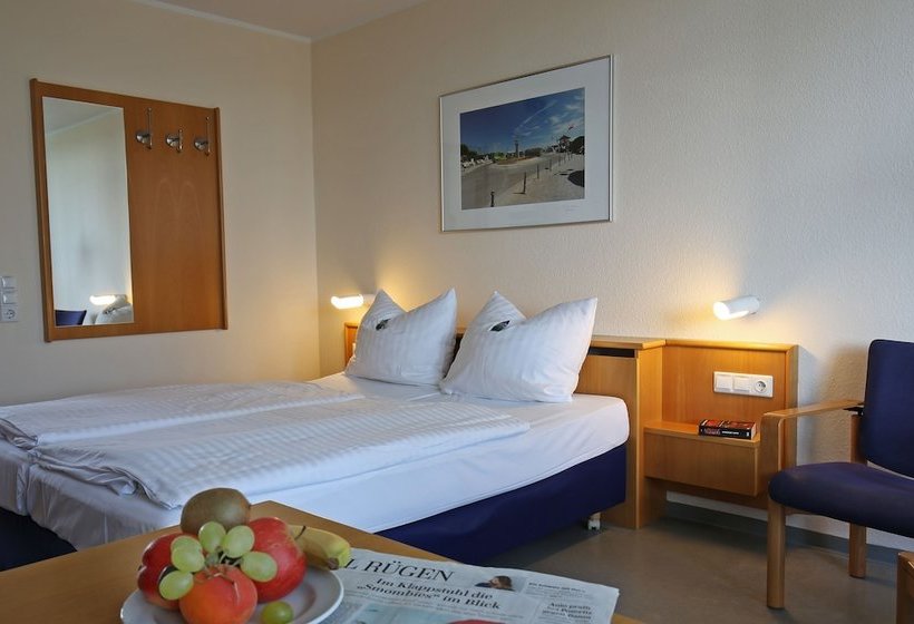 Rügener Ferienhäuser Am Hochufer