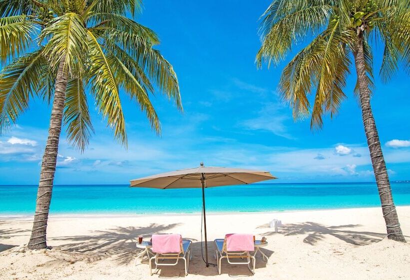 The Colonial Club, Oceanfront Condos