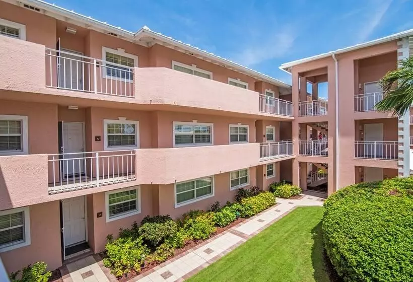 The Colonial Club, Oceanfront Condos