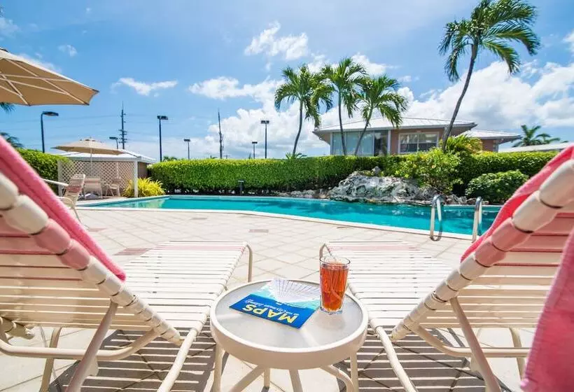 The Colonial Club, Oceanfront Condos