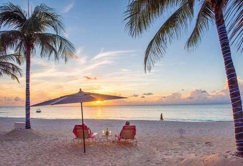 The Colonial Club, Oceanfront Condos