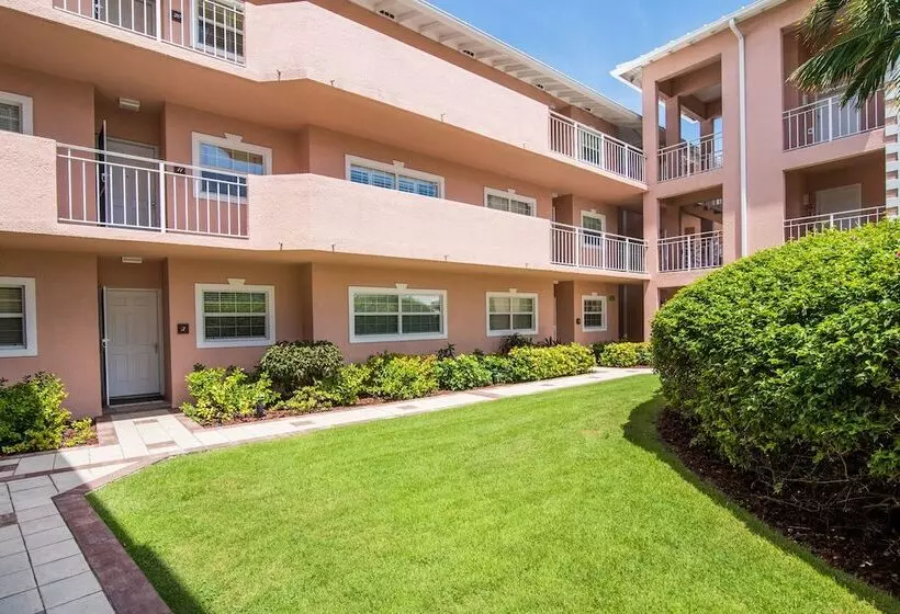 The Colonial Club, Oceanfront Condos