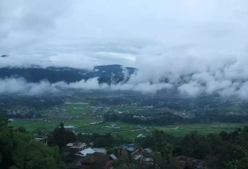 تختخواب و صبحانه Changu Newa Homestay