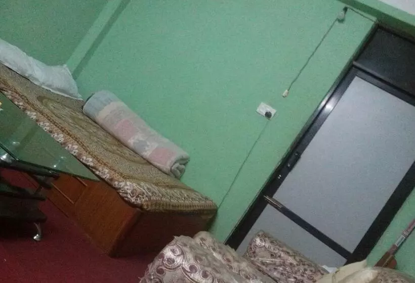 تختخواب و صبحانه Changu Newa Homestay