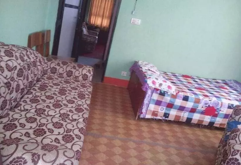 تختخواب و صبحانه Changu Newa Homestay