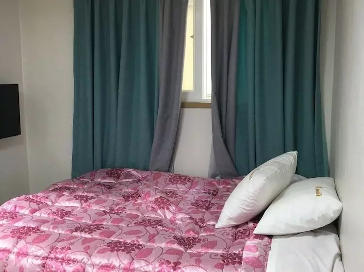 C Motel
