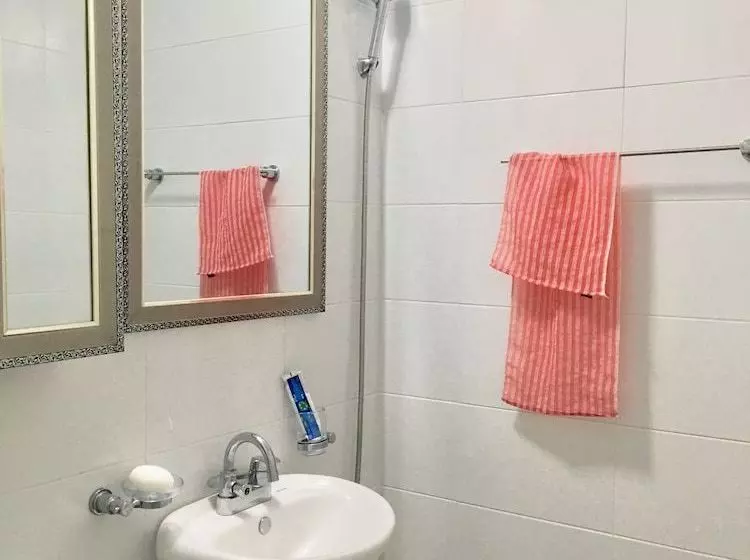 C Motel