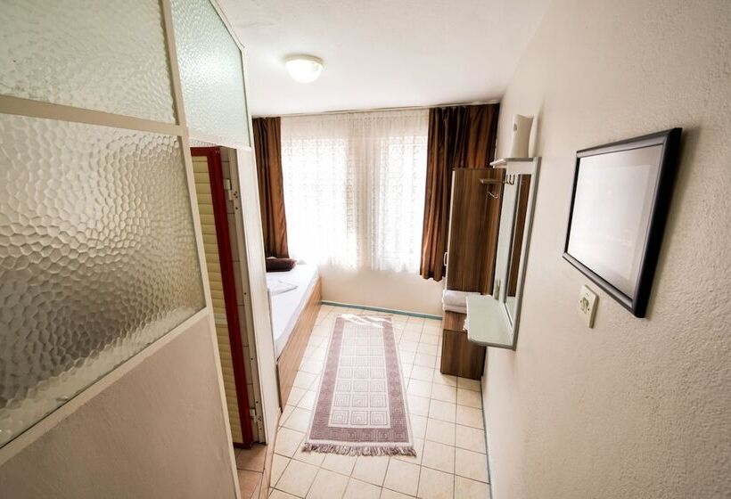 Hotel Yellow Rose Pansiyon