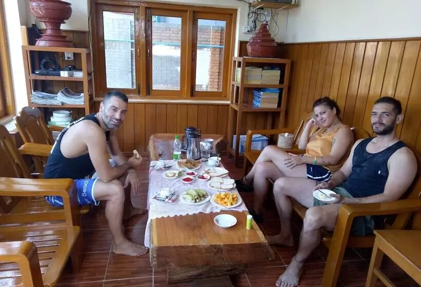 پانسیون Gold Star Guest House