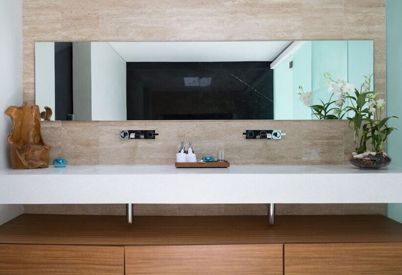 Fashionable Villa Malabar Beachfront 5 Bedrooms Plus 2 Kid S Bedrooms