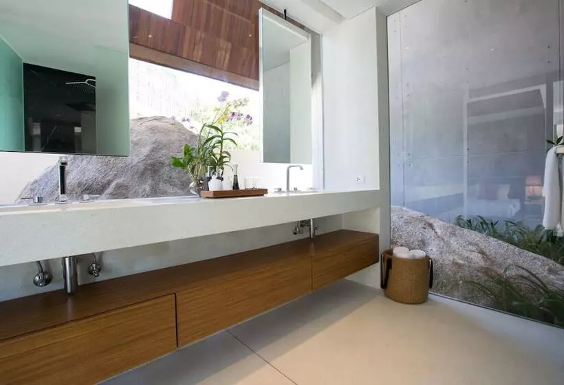 Fashionable Villa Malabar Beachfront 5 Bedrooms Plus 2 Kid S Bedrooms