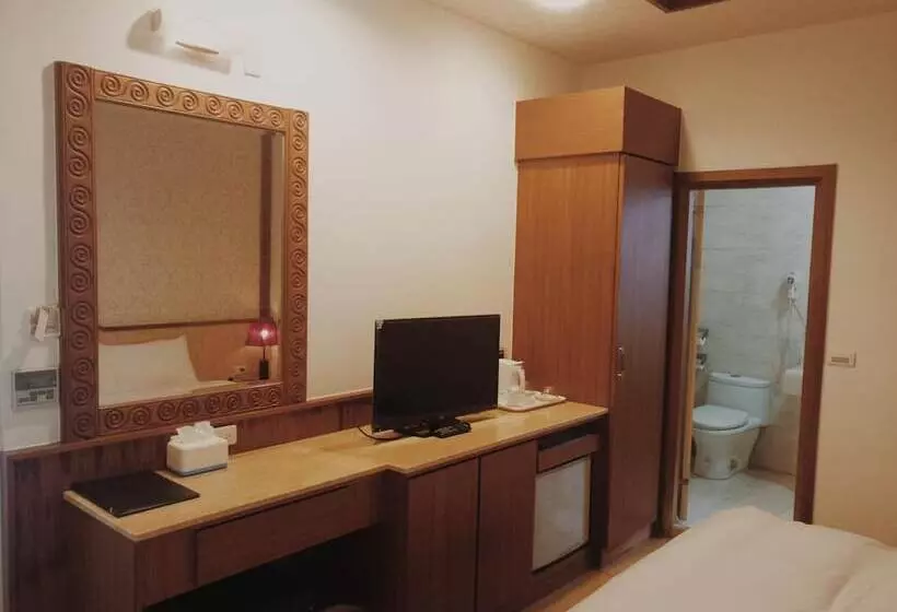 تختخواب و صبحانه 玉泉旅館