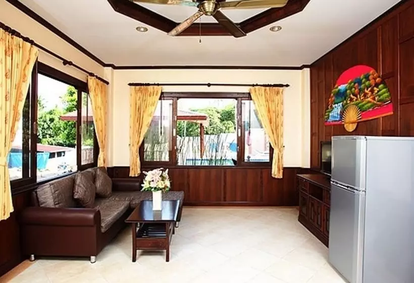 Crystal Samui Villa