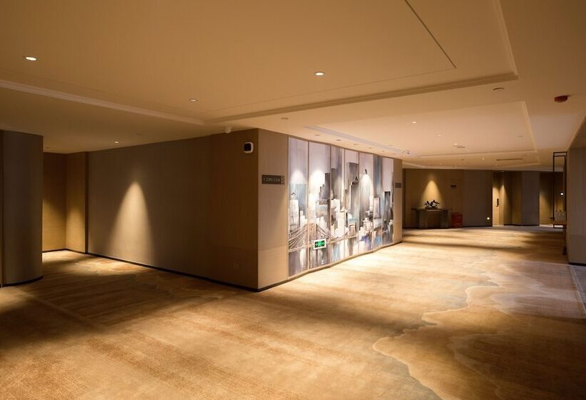 Echarm Hotel Zhaoyang Culture Palace Dossen