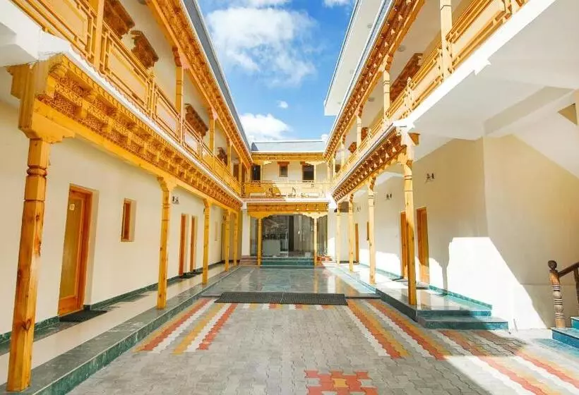 هتل Dimbir Regency